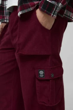 Best Sale boohooMAN Baggy Corduroy Cargo Trouser burgundy