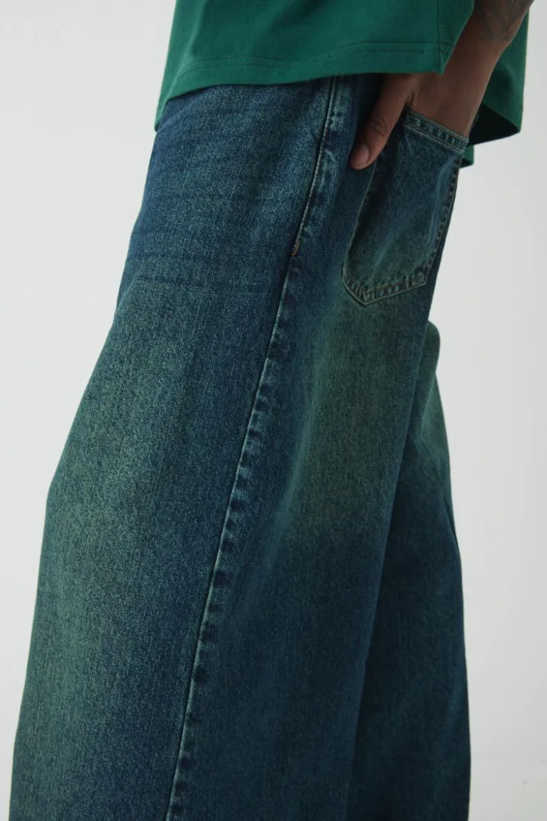 Best Sale boohooMAN Baggy Rigid Extreme Washed Split Hem Denim Jeans green