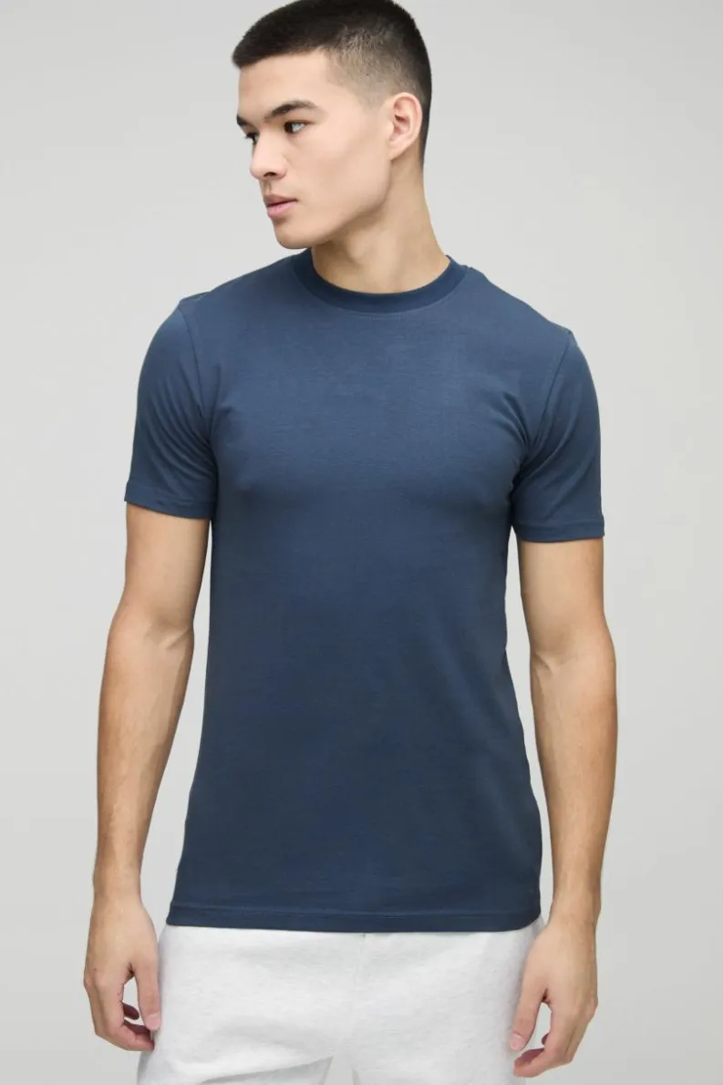 Online boohooMAN Basic Muscle Fit Crew Neck T-Shirt navy