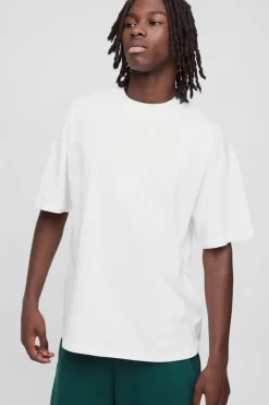 Outlet boohooMAN Basic Oversized Extended Neck T-Shirt white