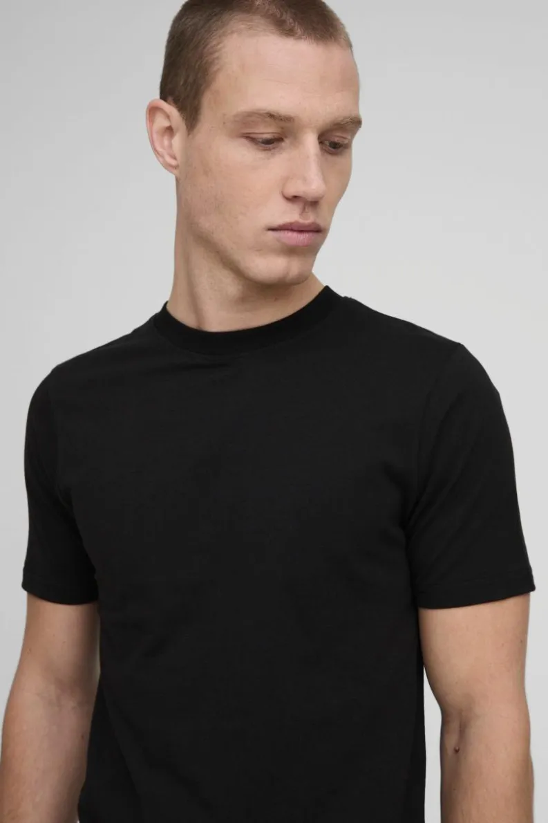 Cheap boohooMAN Basic Slim Fit Crew Neck T-Shirt black