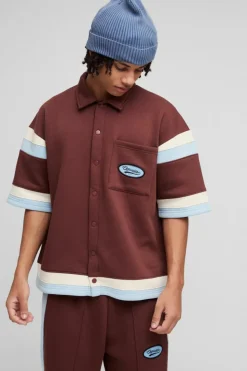 Store boohooMAN Boxy Fit Varsity Shirt Tracksuit chocolate
