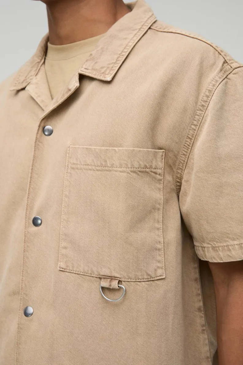 Outlet boohooMAN Boxy Revere Washed Denim Shirt light brown