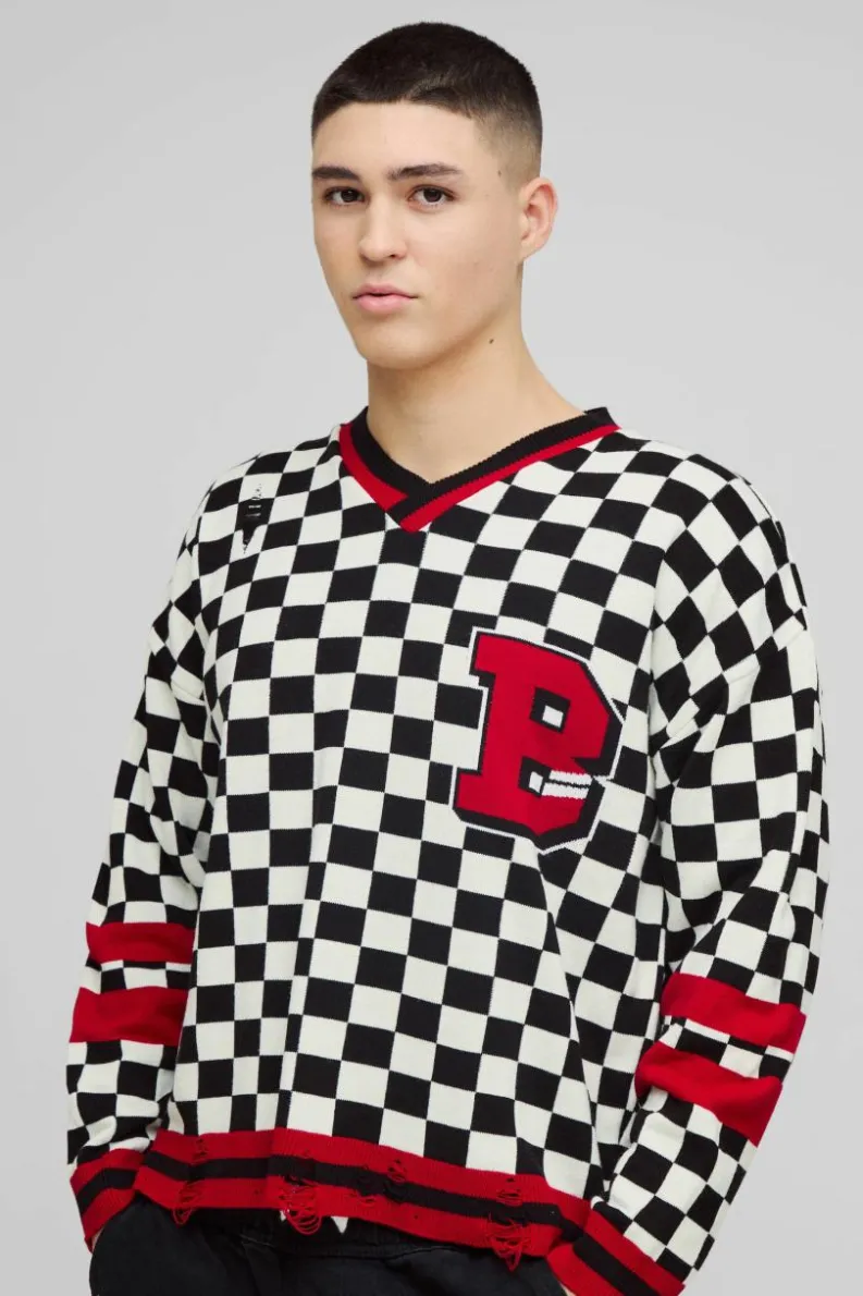 Clearance boohooMAN Boxy V Neck Boxy Distressed Checked Varsity Jumper black