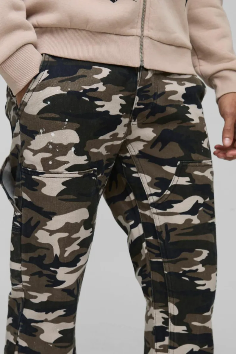 Discount boohooMAN Camo Raw Hem Gusset Carpenter Flared Jeans khaki