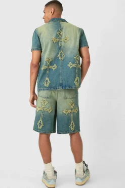 Outlet boohooMAN Distressed Cross Applique Denim Jorts In green