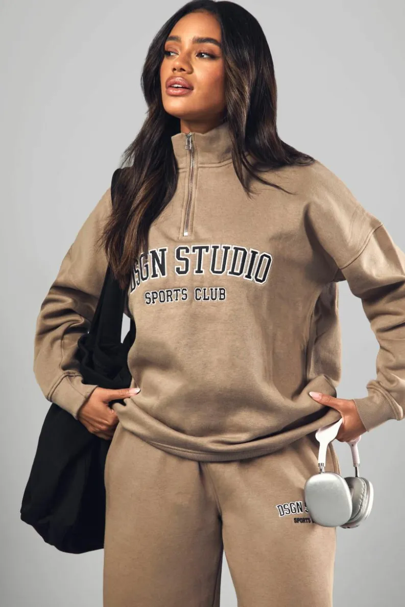 Clearance boohoo Dsgn Studio Applique Oversized Half Zip Sweatshirt stone