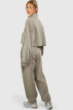 Clearance boohoo Dsgn Studio Towelling Applique Cropped Sweatshirt Tracksuit washed khaki