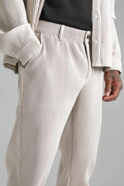 Fashion boohooMAN Elasticated Waist Tapered Fit Pleated PU Trouser ecru