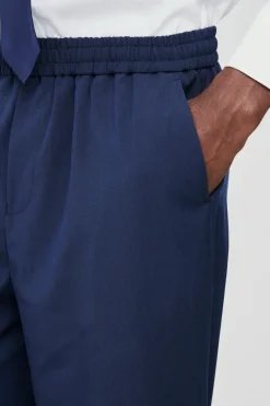 Store boohooMAN Elastic Waist Straight Fit Tailored Trousers navy