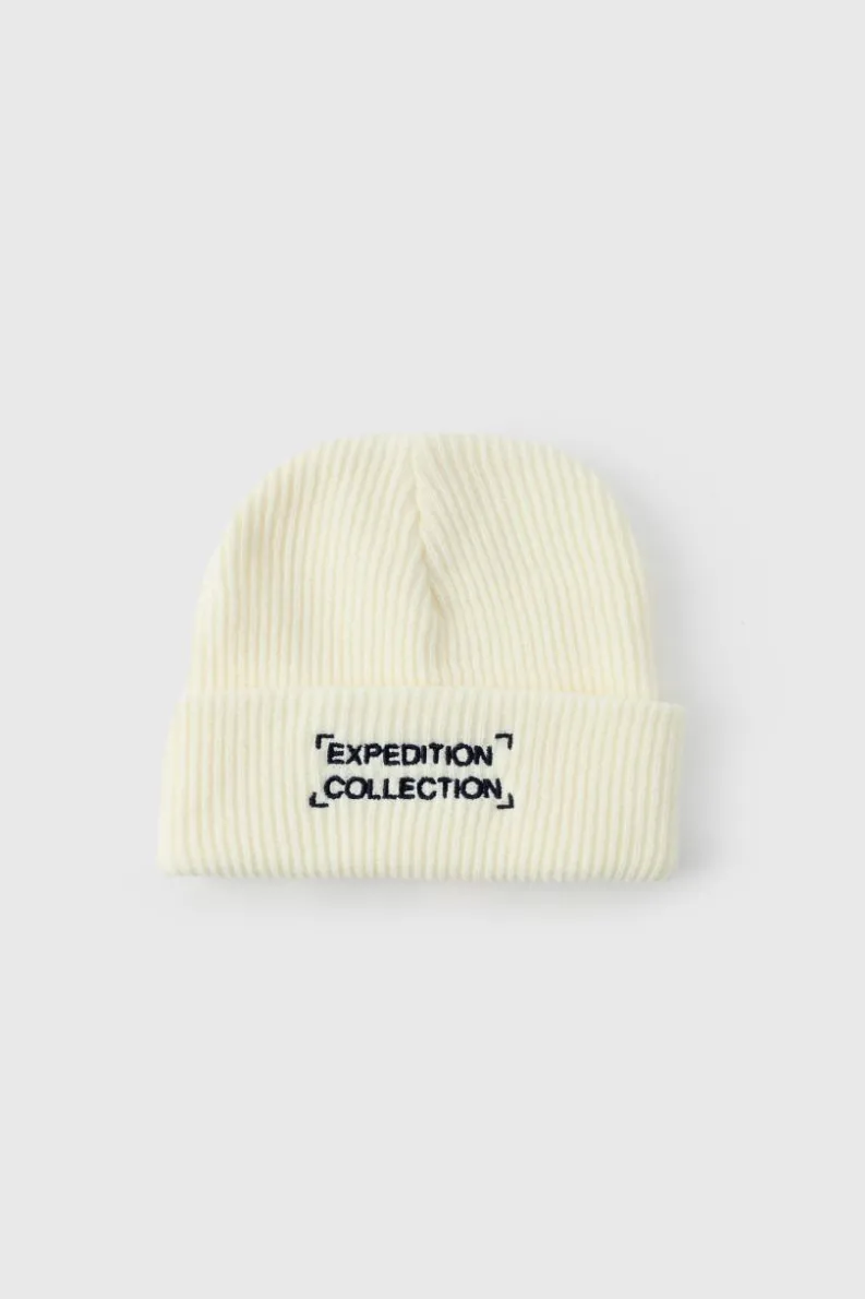 Store boohooMAN Expedition Collection Embroidered Beanie In white