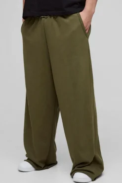 New boohooMAN Extreme Wide Leg Raw Edge Loopback Jogger khaki
