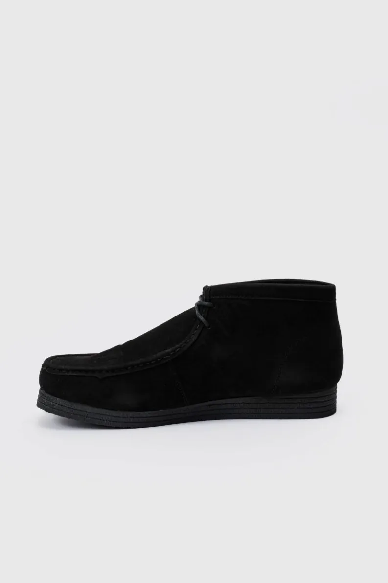 Sale boohooMAN Faux Suede Apron Front Embossed Branding Shoes In black