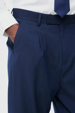 New boohooMAN Fixed Waist High Rise Tapered Crop Tailored Trousers navy