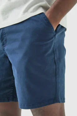Discount boohooMAN Fixed Waist Skinny Fit Chino Shorts navy