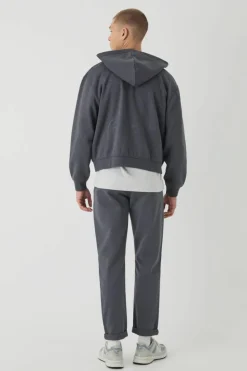 New boohooMAN Fixed Waist Tapered Turn Up Hem Chino Trousers charcoal