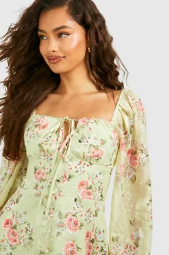 Discount boohoo Floral Blouson Sleeve Skater Dress sage