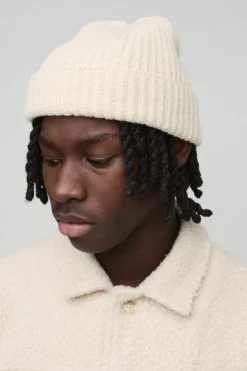 Fashion boohooMAN Fluffy Yarn Beanie stone