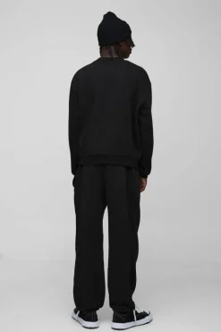 Store boohooMAN 330GSM Oversized Boxy Extended Neck Limited high Build Print Sweatshirt black