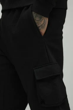 Flash Sale boohooMAN 330GSM Tall Oversized Cargo Jogger In black