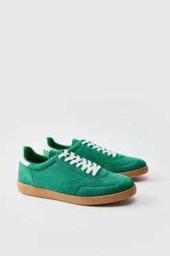Fashion boohooMAN Gum Sole Trainer In green