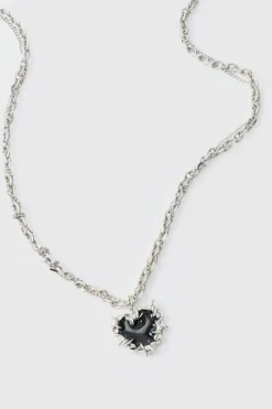 Fashion boohooMAN Heart Pendant Chunky Chain Necklace in silver