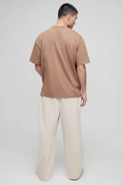 Online boohooMAN Heavyweight Limited Oversized T-shirt mocha