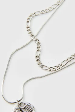 Store boohooMAN Layered Chain Pendant Necklace silver