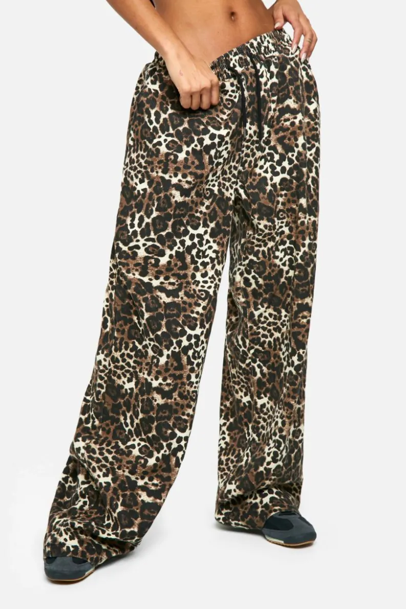 Store boohoo Print Elasticated Waist Wide Leg Jeans leopard