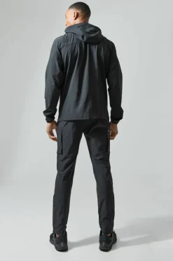 Hot boohooMAN Man Active Cargo Joggers black