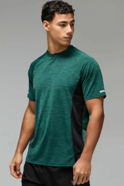 New boohooMAN Man Active Gym Lightweight T Shirt dark green