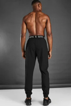 Flash Sale boohooMAN Man Active Gym Tapered Jogger black