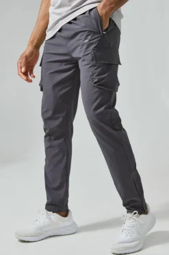 Best Sale boohooMAN Man Active Gym Technical Cargo Jogger charcoal