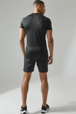 Fashion boohooMAN Man Active Lightweight Essentials Gym Muscle Fit Raglan T-shirt black