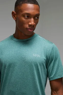 Hot boohooMAN Man Active Mesh Marl Regular Fit T-shirt green