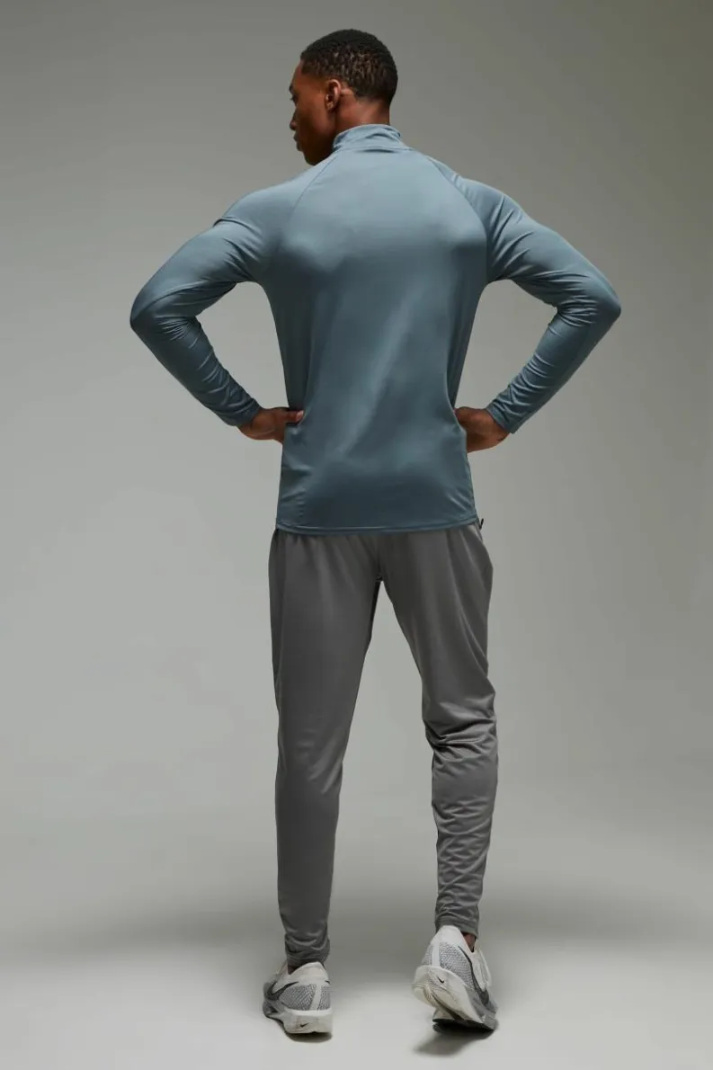 Online boohooMAN Man Active Muscle Fit Raglan 1/4 Zip steel