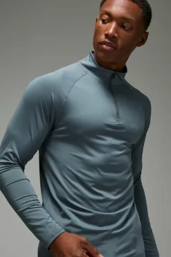 Online boohooMAN Man Active Muscle Fit Raglan 1/4 Zip steel
