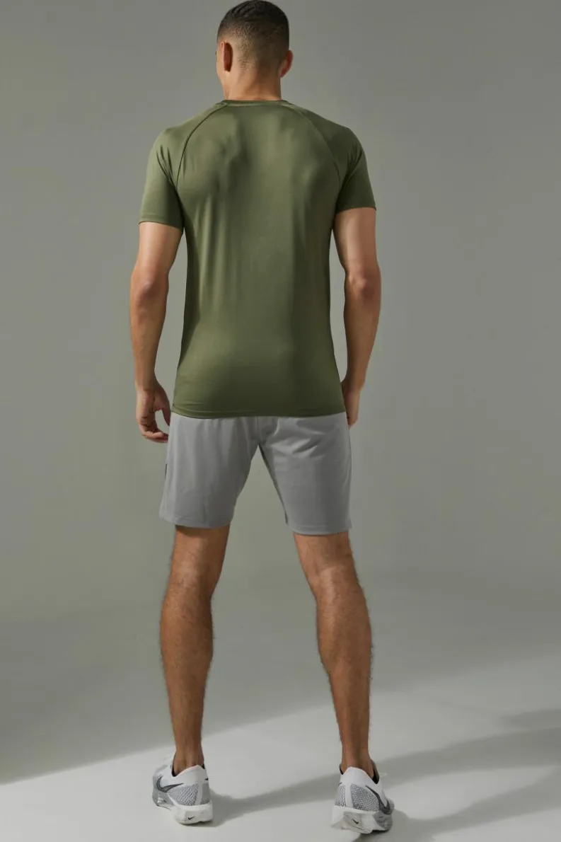 Best boohooMAN Man Active Muscle Fit T-shirt khaki
