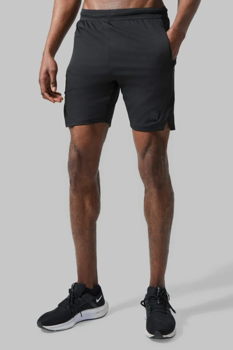 Best Sale boohooMAN Man Active Performance Regular Fit 7inch Split Hem Shorts black