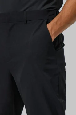 Hot boohooMAN Man Active Stretch Tapered Golf Trousers black