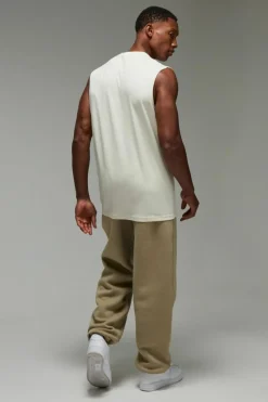 Hot boohooMAN Man Reg Fit Gym Tank white