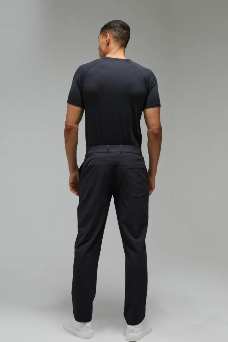 Best Sale boohooMAN Man Sport Golf Stretch Woven Tapered Joggers charcoal