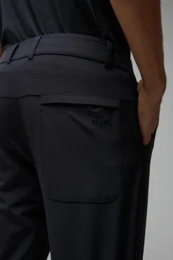 Best Sale boohooMAN Man Sport Golf Stretch Woven Tapered Joggers charcoal