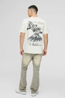 Hot boohooMAN Mountain Graphic T-Shirt ecru