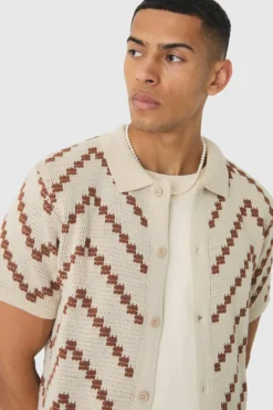 Store boohooMAN Open Knit Stripe Shirt In ecru