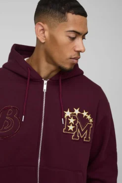 Cheap boohooMAN Oversized BM Varsity Applique Zip Through Hoodie burgundy