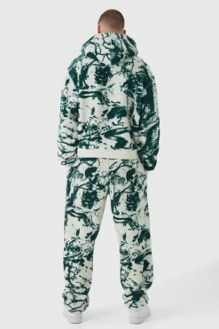 Hot boohooMAN Oversized Borg Gothic Print Cuffed Jogger ecru