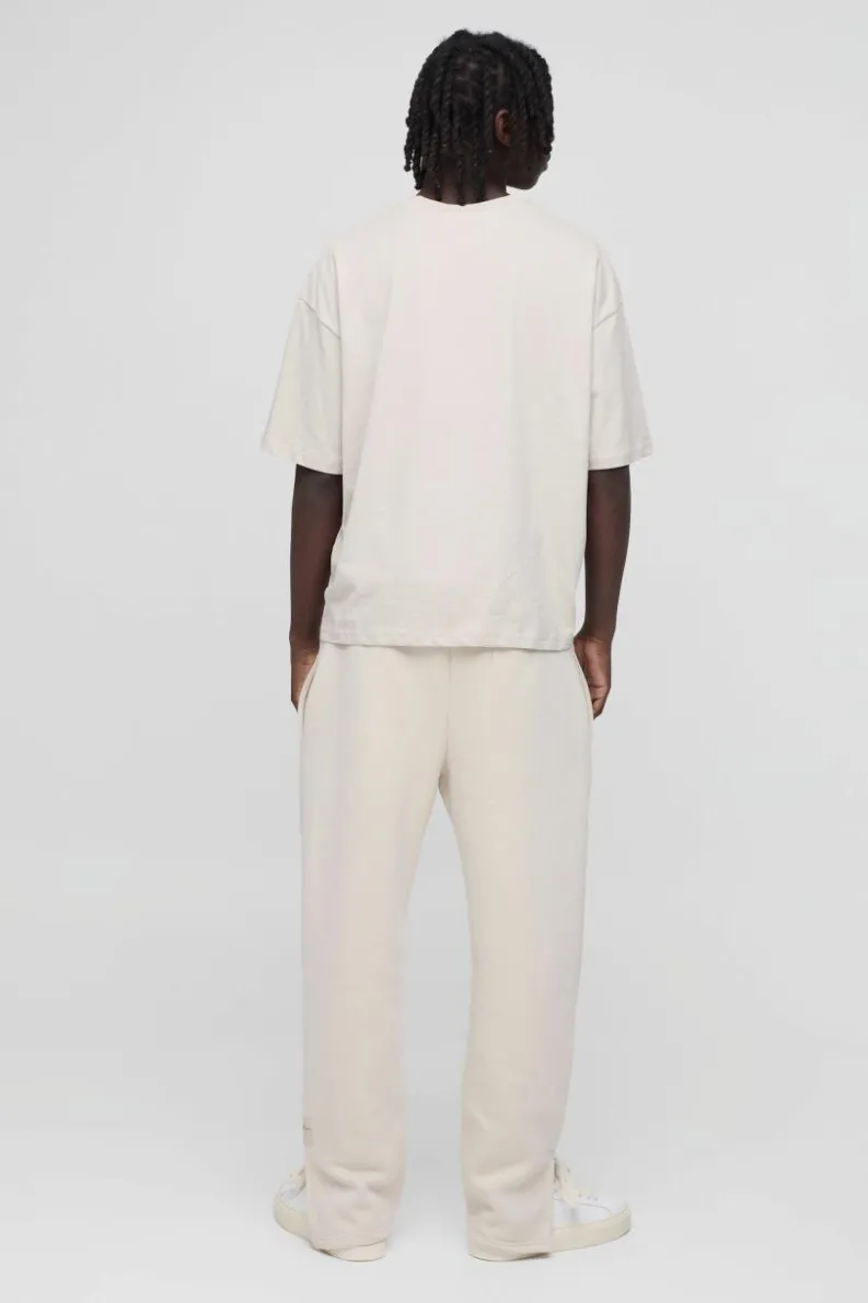 Best boohooMAN Oversized Boxy Basic T-shirt stone