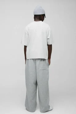 Fashion boohooMAN Oversized Boxy Extended Neck Peached Heavyweight T-shirt light grey