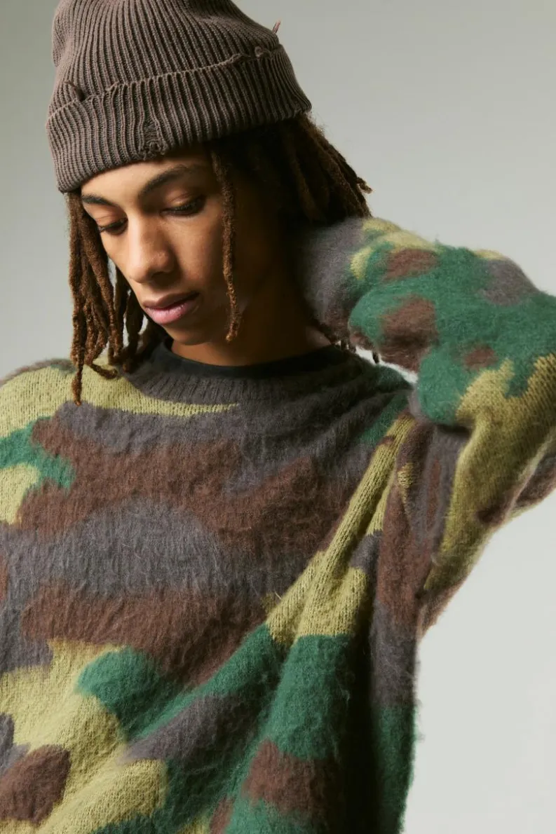 Clearance boohooMAN Oversized Boxy Eyelash Knit Camo Jumper brown